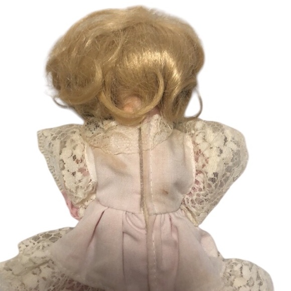 Vintage 6” Girl Porcelain Faced Doll - Picture 4 of 4